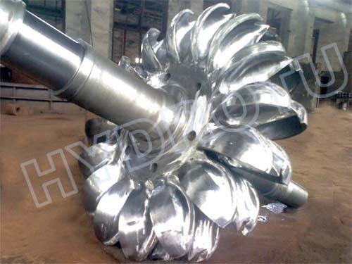 Hydropeltonturbine-Läufer mit Schmiede CNC, der für hohes Hauptwasserkraft-Projekt maschinell bearbeitet
