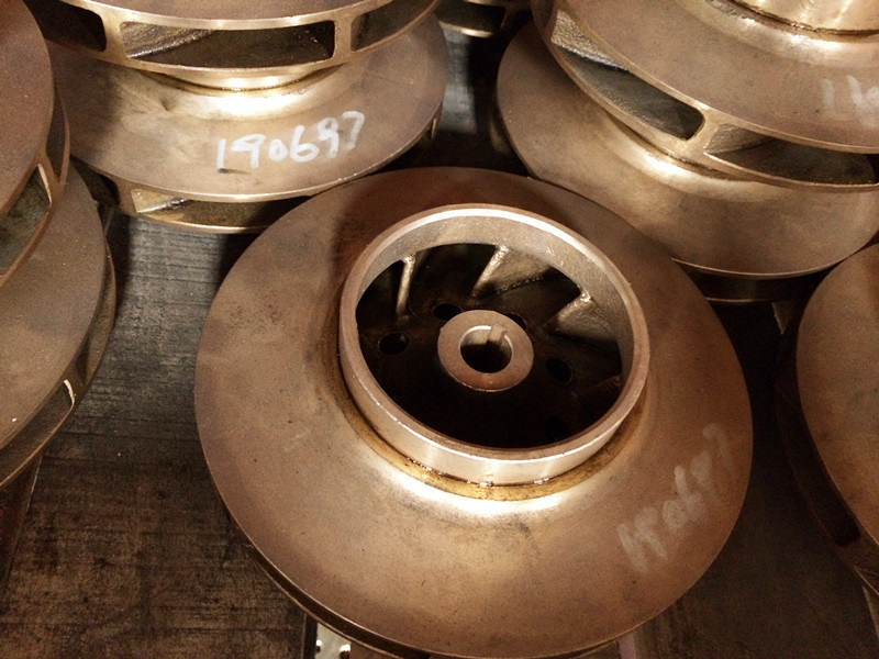 Mehrstufiger versenkbarer Pumpenantreiber, Sandgussprozeß, CNC-maschinelle Bearbeitung